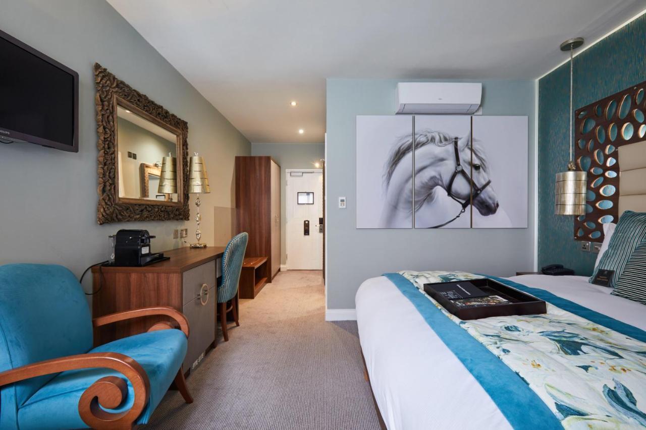 Worldhotels Distinctive Woughton House Hotel Milton Keynes Ngoại thất bức ảnh