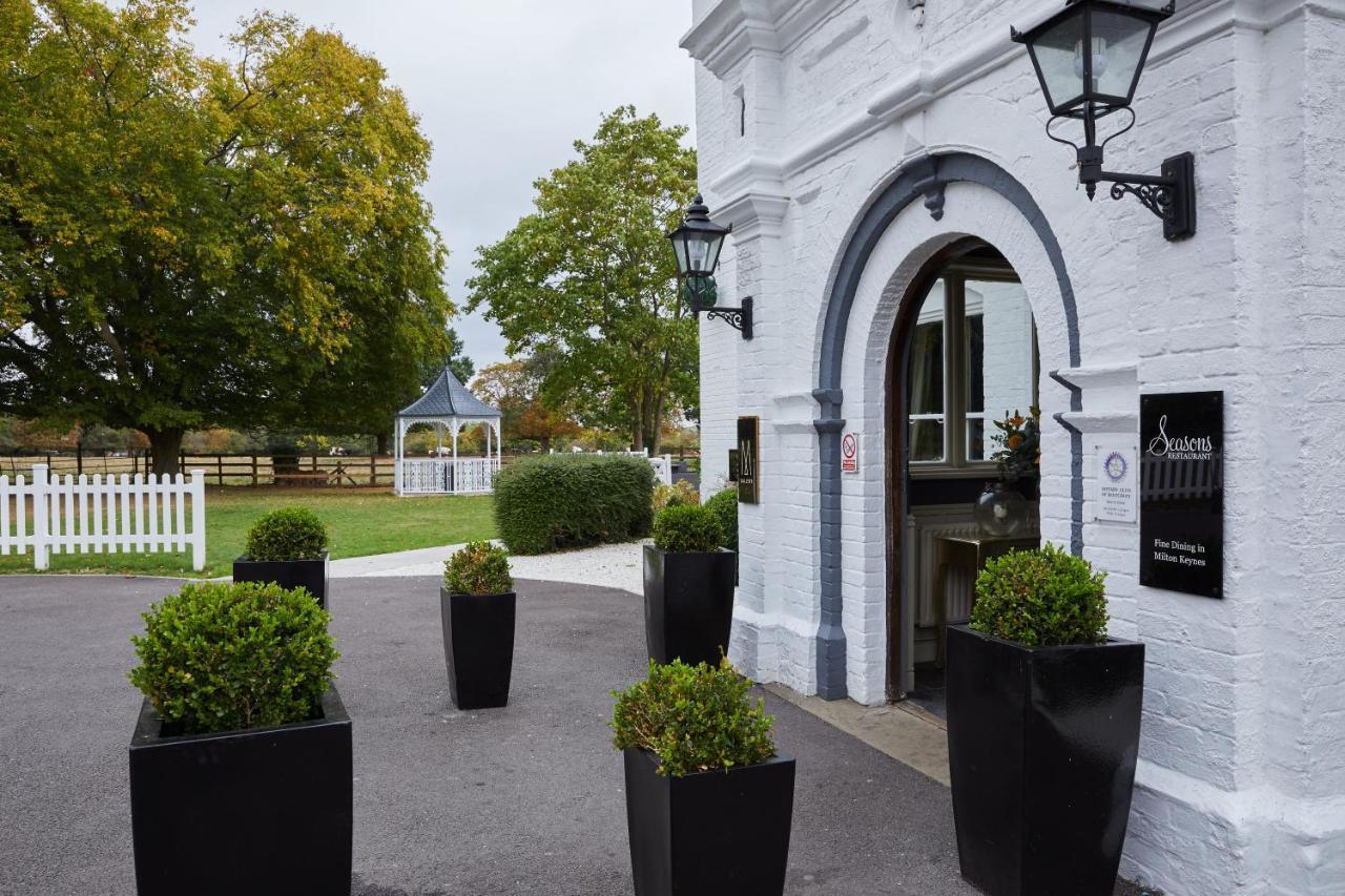 Worldhotels Distinctive Woughton House Hotel Milton Keynes Ngoại thất bức ảnh