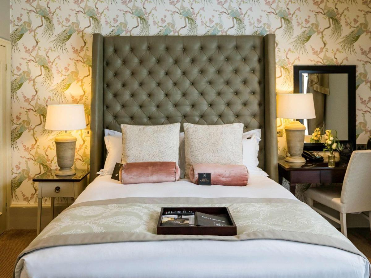 Worldhotels Distinctive Woughton House Hotel Milton Keynes Ngoại thất bức ảnh