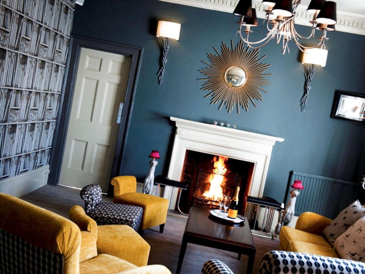 Worldhotels Distinctive Woughton House Hotel Milton Keynes Ngoại thất bức ảnh